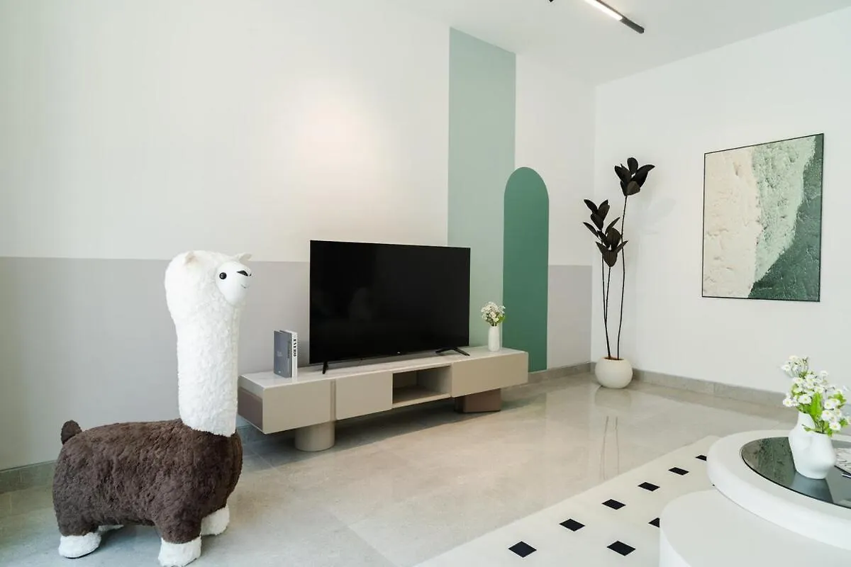 Georgetown Greenish Kid-Friendly Ktv 3Br 15Pax B George Town